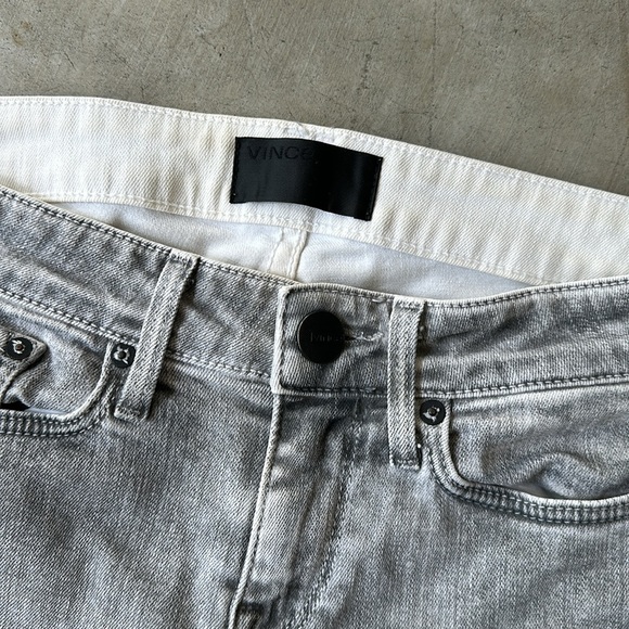 VINCE grey/white ombré denim - Picture 2 of 8
